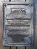 Tafel zum Denkort Hohenschönhausen am Dorffriedhof