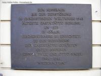 Gedenktafel am Gasthaus Zum Nußbaum im Berliner Nikolaiviertel