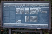 Infotafel Bunkerberg Volkspark Friedrichshain