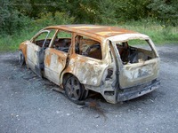 FDJ-Jugendhochschule Bogensee ausgebranntes Auto