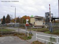 Fußgänger-Bahnübergang am S-Bahnhof Biesdorf