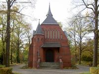 Friedhofskapelle auf dem Waldfriedhof Oberschöneweide in der Wuhlheide