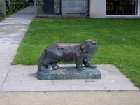 Skulptur Panther von Heinrich Drake in Köpenick