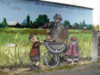 Wandmalerei mit Motiv von Zille in der Fischerstraße in Berlin-Rummelsburg