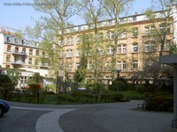 Danziger Ecke Landsberger Hinterhof Schulgebäude