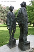 Einsteinpark Skulptur Einstein