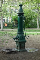 Teutoburger Platz Wasserpumpe