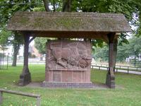 Das Wisentdenkmal in Eichenhorst