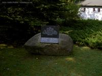 Der Gedenkstein Zur Erinnerung an die Opfer des Aufstandes vom 17. Juni 1953 in Strausberg