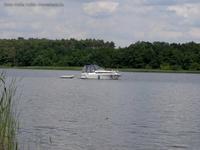 Nackte auf Boot im Storkower See