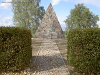 Großbeeren Gedenkpyramide