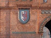 Mosaik mit altem Wappen der Stadt Salzwedel an der Oberbaumbrücke