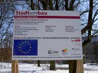 Bauschild Neugestaltung Freiaplatz in Berlin-Lichtenberg