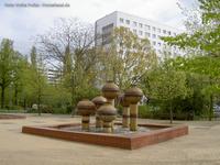 Keramikbrunnen Frankfurter Allee Süd in Lichtenberg