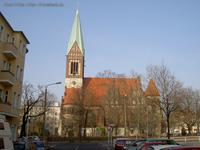 Glaubenskirche am Roedeliusplatz in Berlin-Lichtenberg