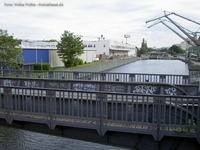 Neuköllner Schifffahrtskanal Unterhafen Neukölln Eisenbahnbrücke