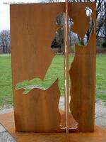 Kunst im Rosengarten Treptower Park