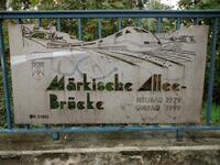 Brückenschild Märkische-Allee-Brücken